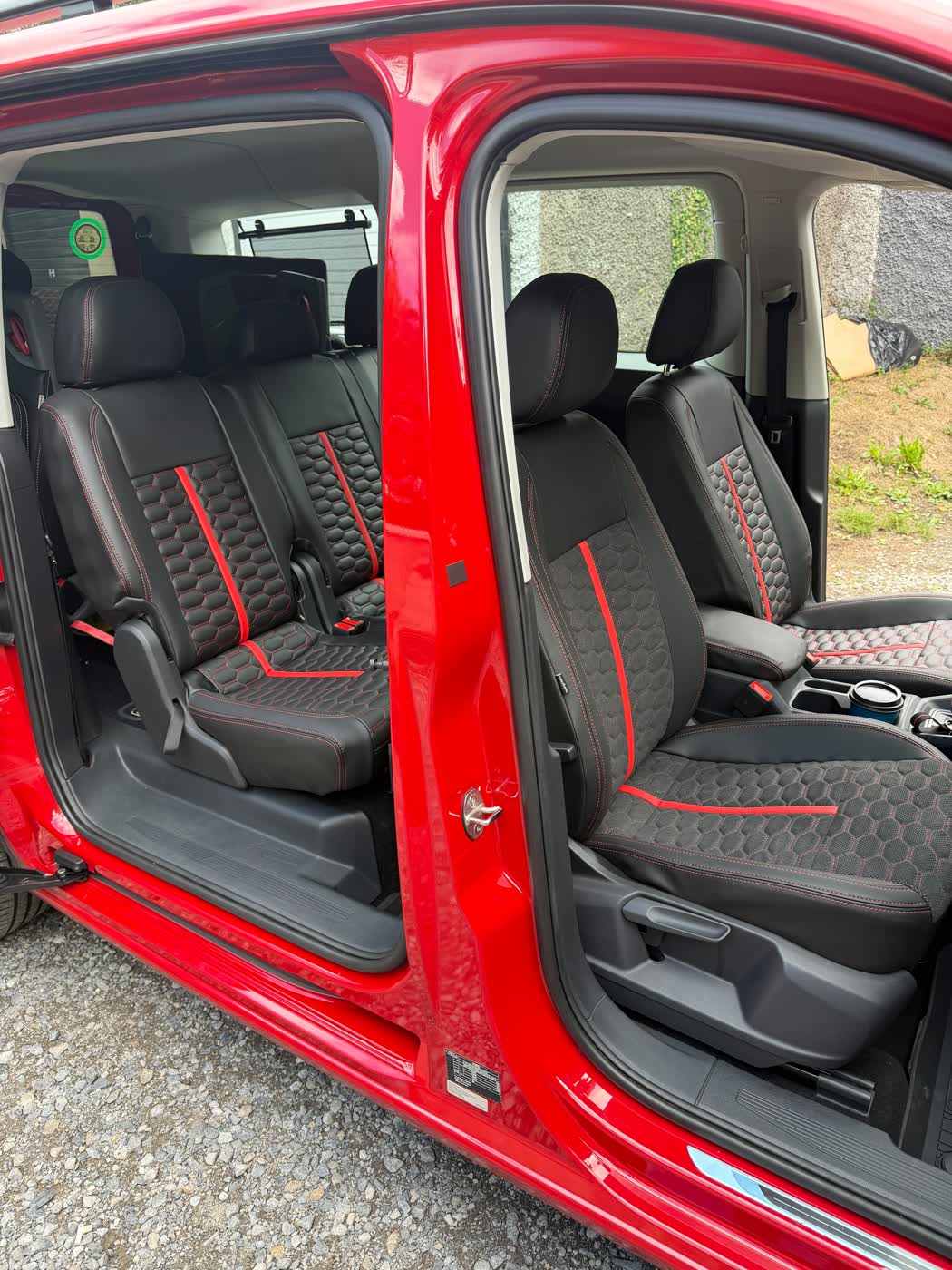 ECO leather honeycomb with red stripe and red stitching (4 of 12)